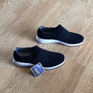 Collection by Clark Size 10 Cushion Heel Black New